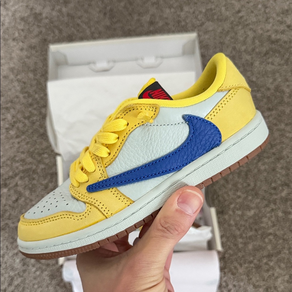Nike Kids Jordan 1 low Travis Scott